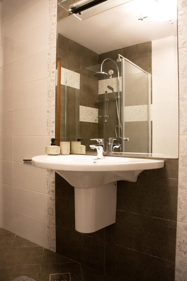 Janine Garden Hotel Brasov Luaran gambar