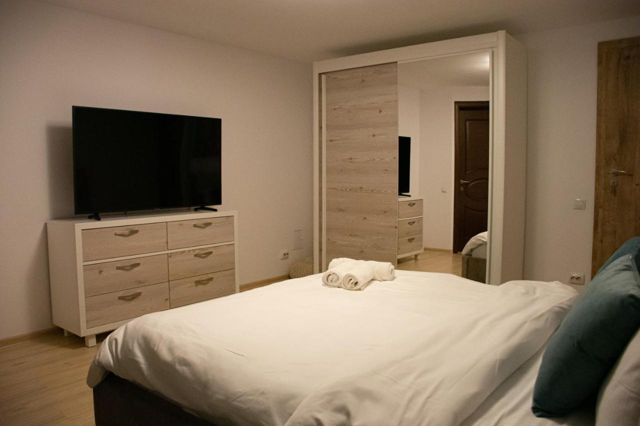 Janine Garden Hotel Brasov Luaran gambar