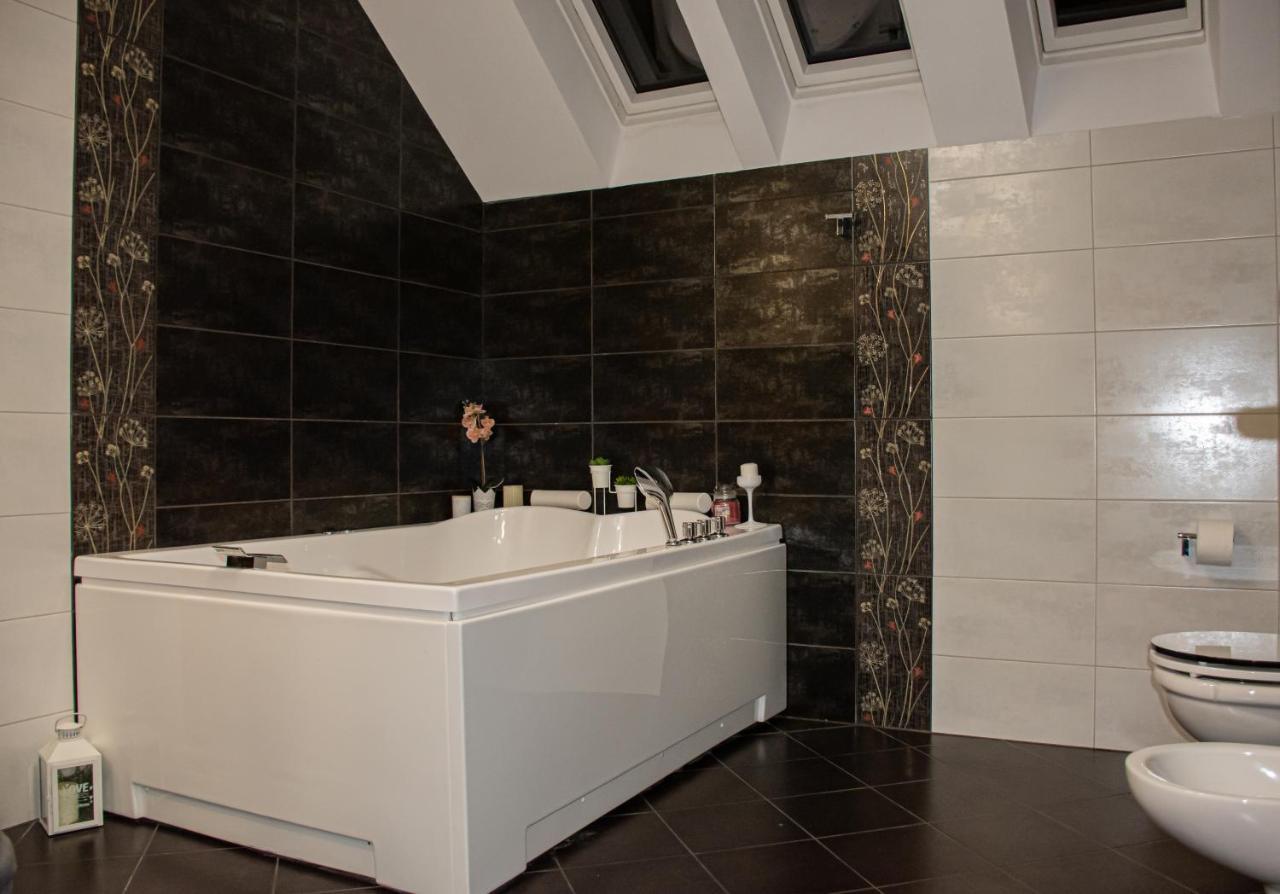 Janine Garden Hotel Brasov Luaran gambar