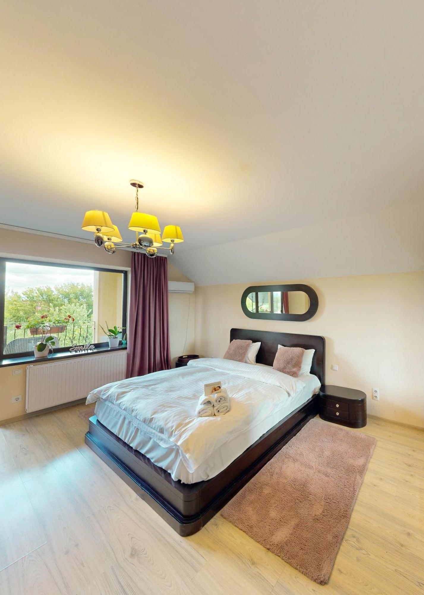 Janine Garden Hotel Brasov Luaran gambar